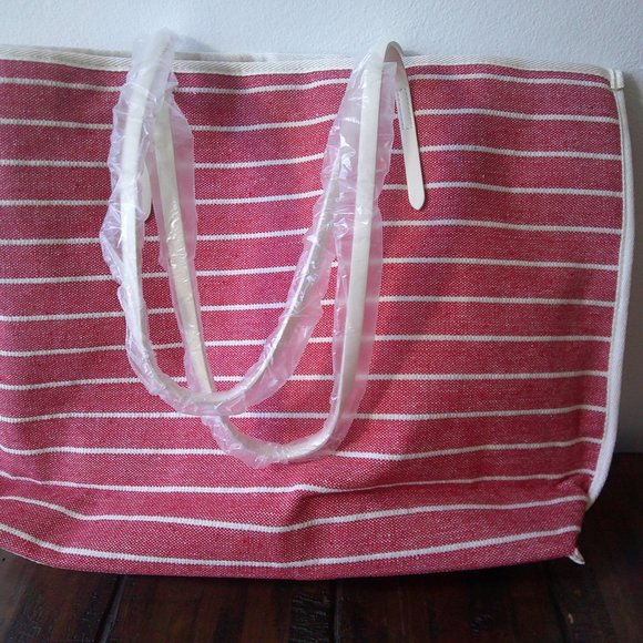 Lancome Paris Cosmetic Bag  New W/o Tags - Picture 3 of 4